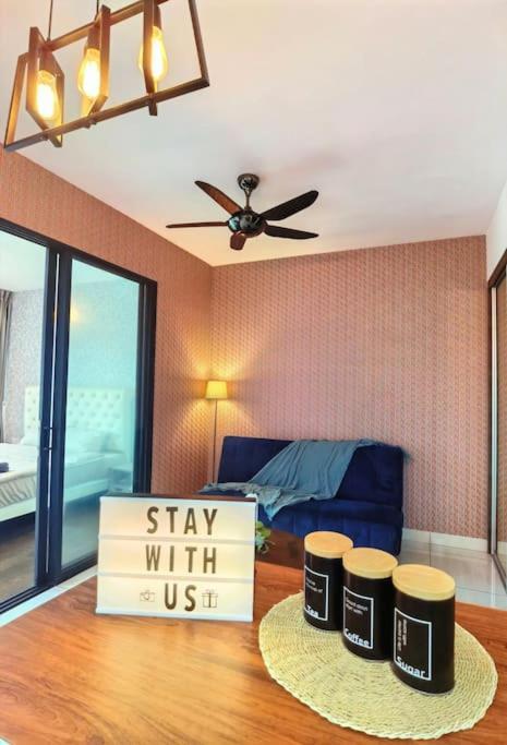 1519 Almas Suites Seaview Sunrise Netflix By Stay นุสาจายา ภายนอก รูปภาพ